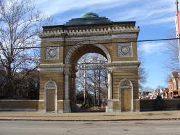 private St. Louis neighborhoods gate